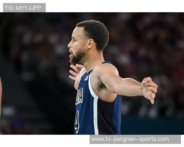 库里半场表现抢眼7投5中贡献14分2助攻三分球命中率高达60成为全队得分王