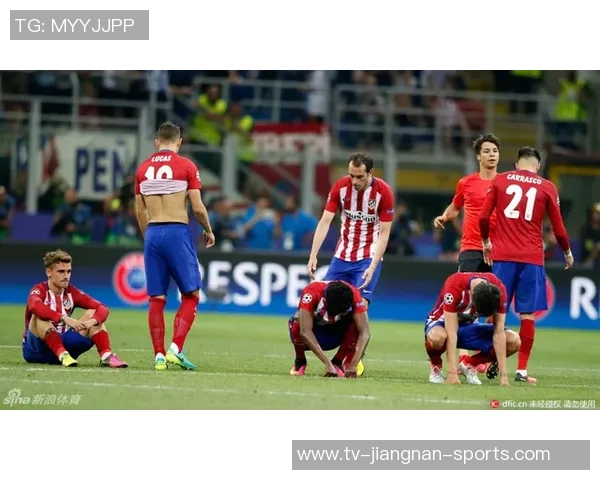 皮里担任皇马荣誉主席两周年纪念官方发文致敬其贡献与成就