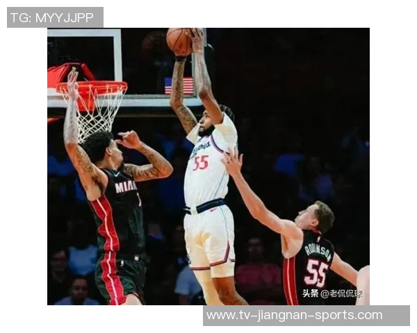 萨姆纳上半场火力全开12投9中砍下23分4篮板1助攻独木难支球队表现不佳